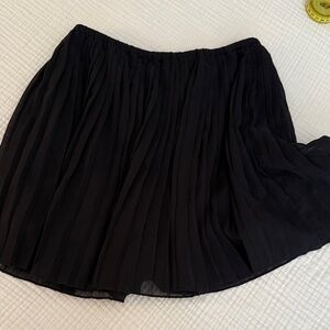Frenchi Elegant Black Pleated Mini Skirt